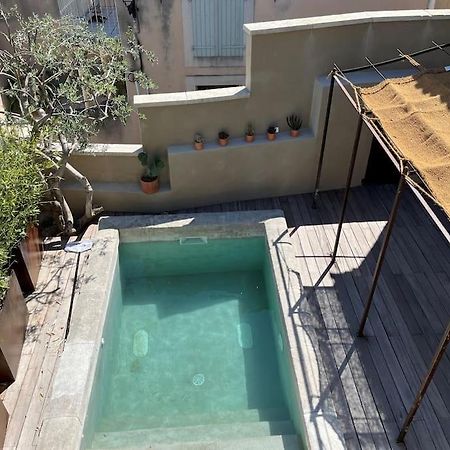 Villa De Charme Chateauneuf-de-Gadagne Bagian luar foto