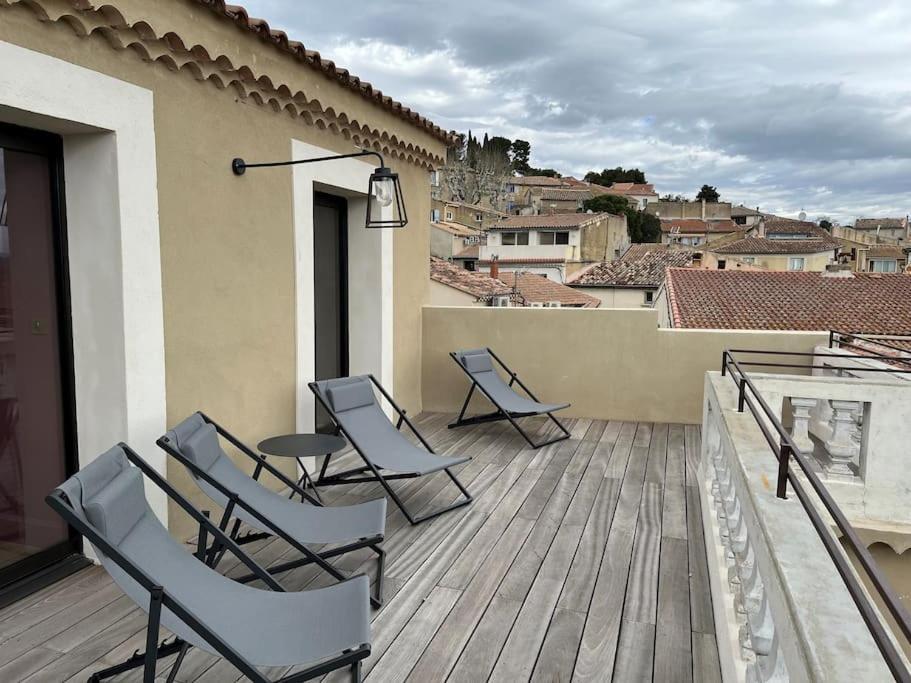 Villa De Charme Chateauneuf-de-Gadagne Bagian luar foto