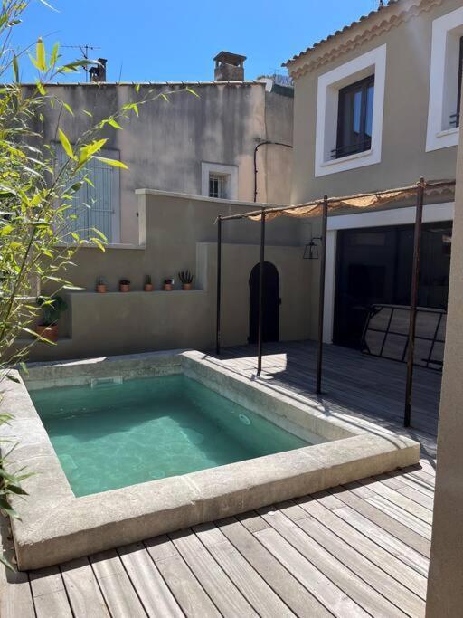 Villa De Charme Chateauneuf-de-Gadagne Bagian luar foto